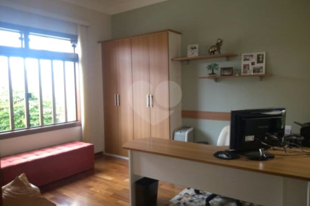 Sobrado à venda com 4 quartos, sendo 2 suítes,  em Jardim Eltonville, Sorocaba, SP