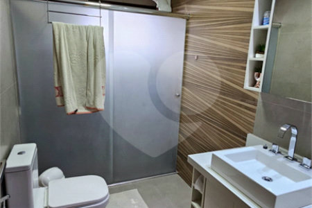 Apartamento à venda com 3 quartos, sendo 1 suíte,  no Centro, Suzano, SP