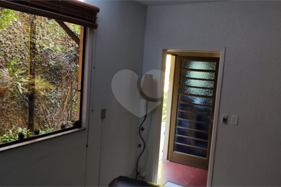 Casa à venda com 4 quartos, sendo 1 suíte, no condomínio Travessa Jacob,38, São Paulo - SP