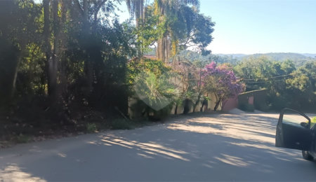 Terreno à venda no condomínio Sausalito, Mairiporã - SP