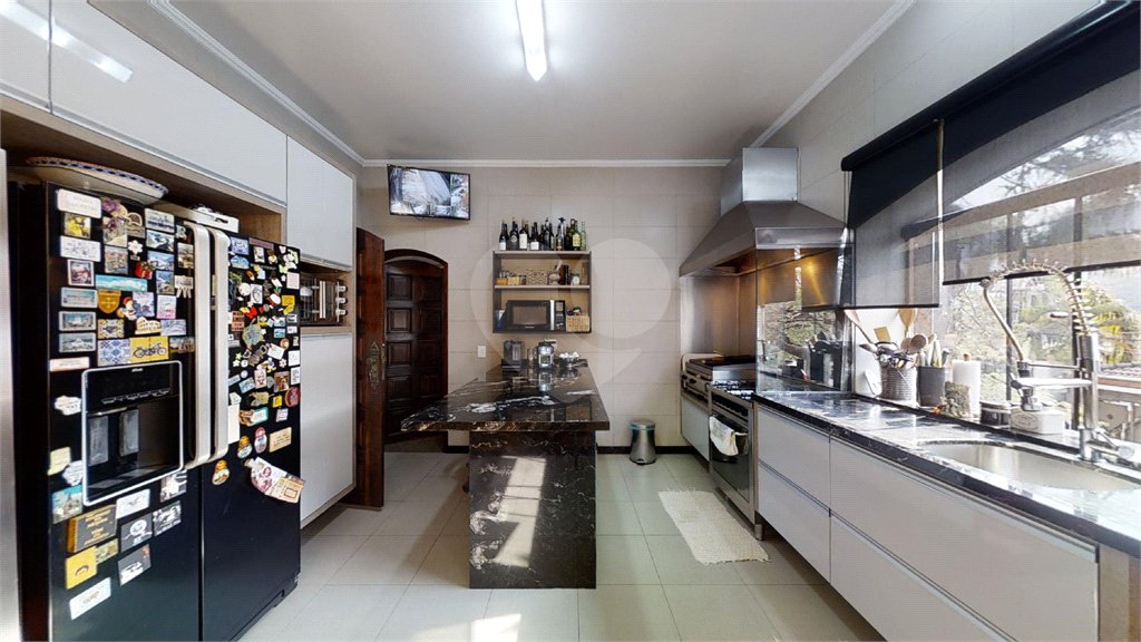Casa à venda com 4 suítes em Jardim Marajoara, São Paulo, SP