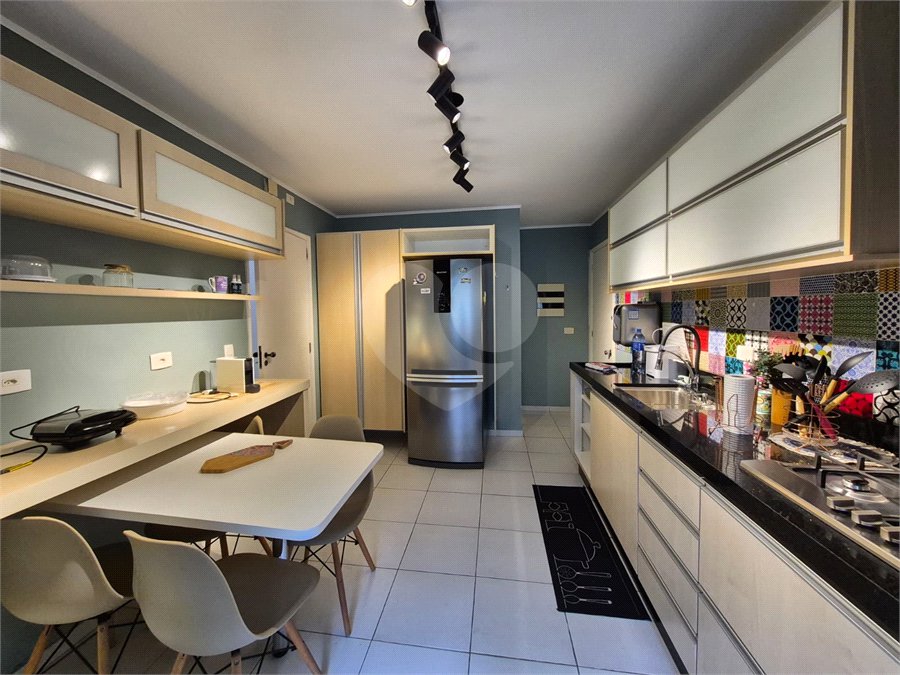 Apartamento à venda com 2 quartos, sendo 1 suíte, em Vila Andrade, São Paulo, SP