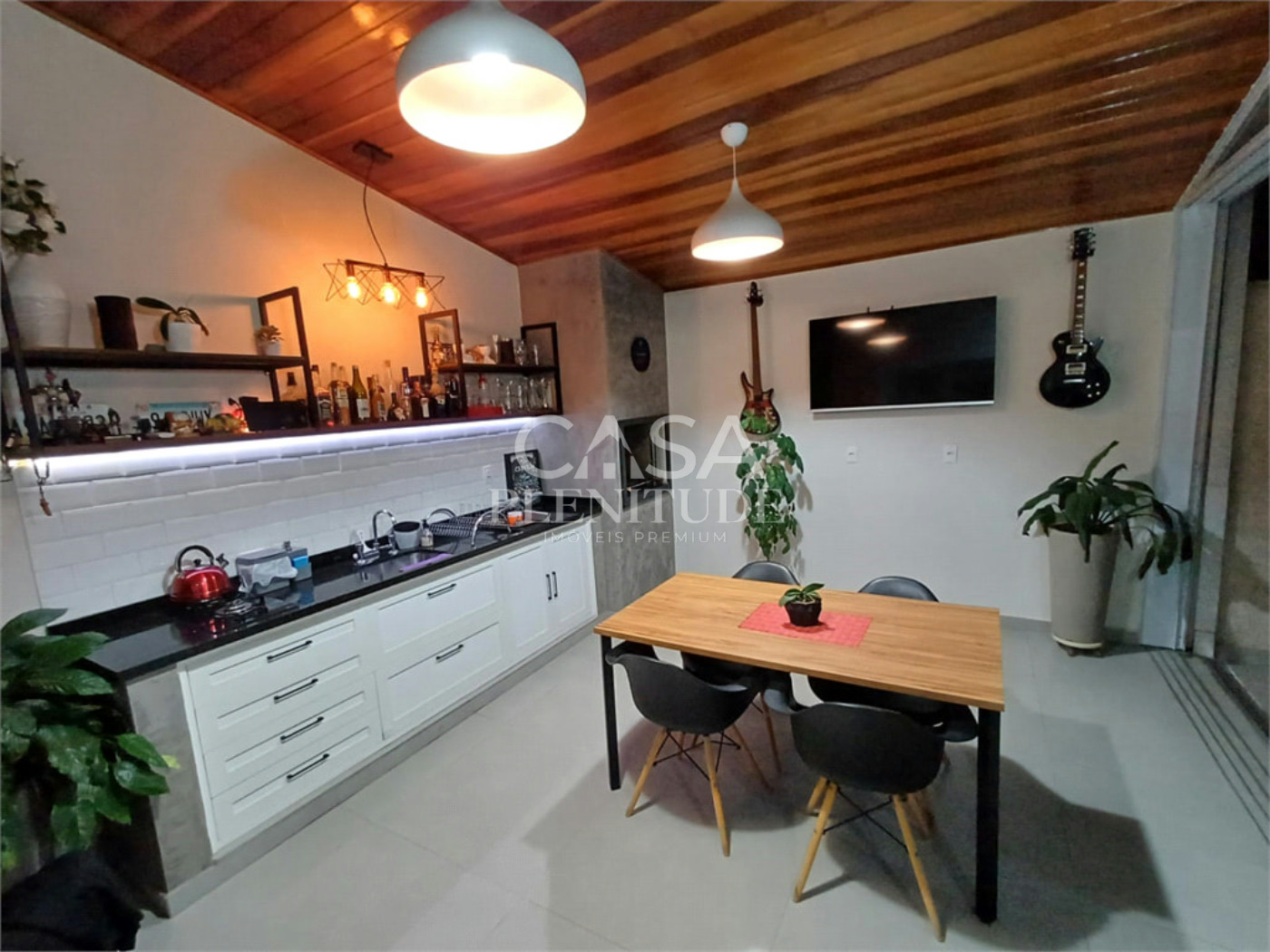 Casa em condomínio à venda com 3 quartos, sendo 1 suíte, em Vila Haro, Sorocaba, SP