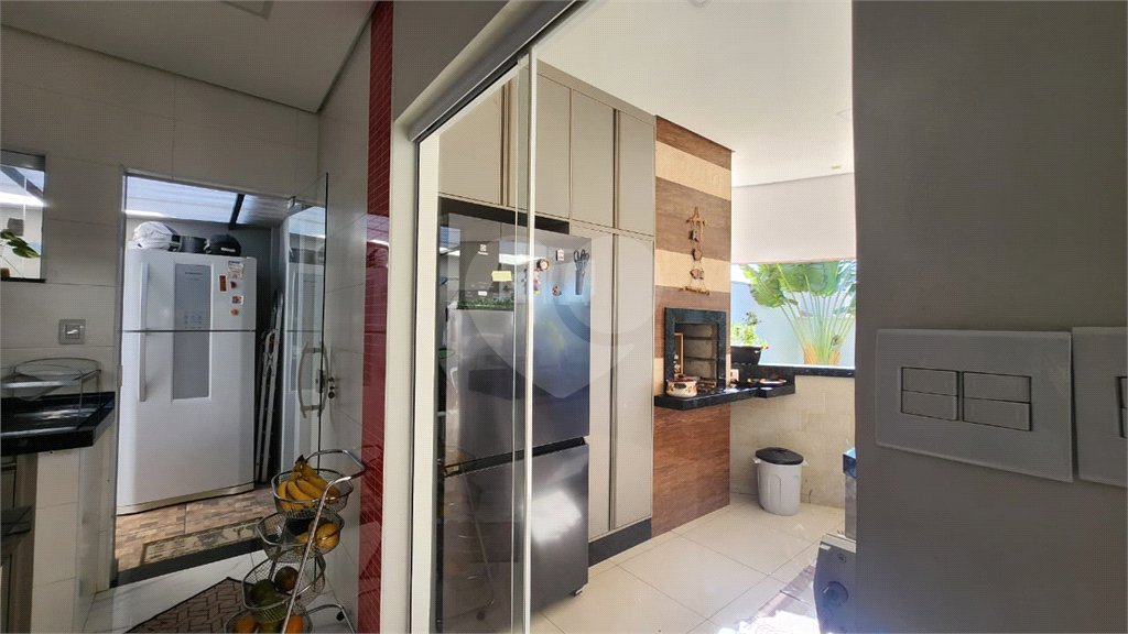 Casa à venda com 3 quartos, sendo 2 suítes, em Residencial Village Damha, Araraquara, SP