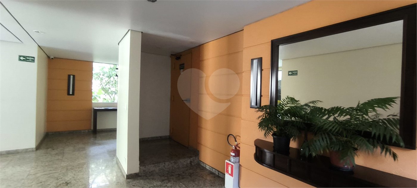 Apartamento à venda com 3 quartos, sendo 1 suíte, em Pinheiros, São Paulo, SP