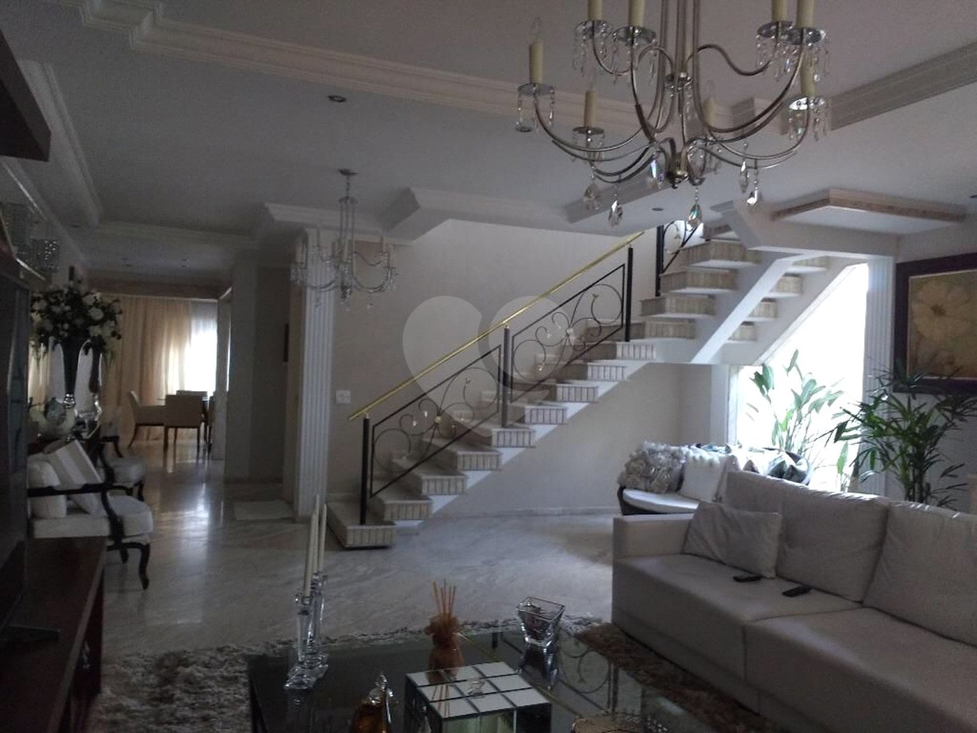 Casa à venda com 4 quartos, sendo 3 suítes, em Jardim Japão, São Paulo, SP