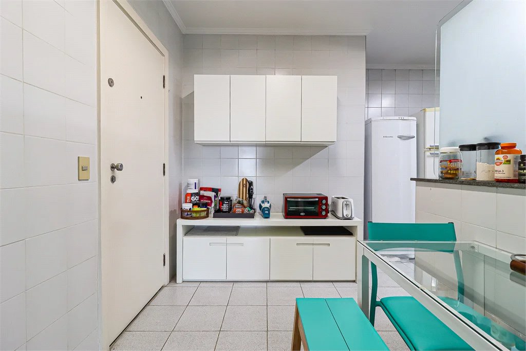 Apartamento à venda com 4 quartos, sendo 2 suítes, em Vila Morumbi, São Paulo, SP