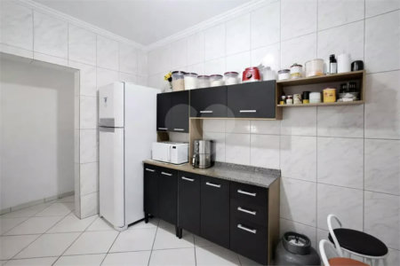 Sobrado à venda com 3 quartos, sendo 2 suítes, em Jardim Roberto, Osasco, SP