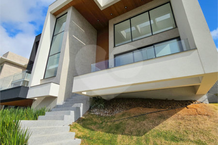Casa à venda com 4 suítes no condomínio Reserva do Paratehy, São José dos Campos - SP