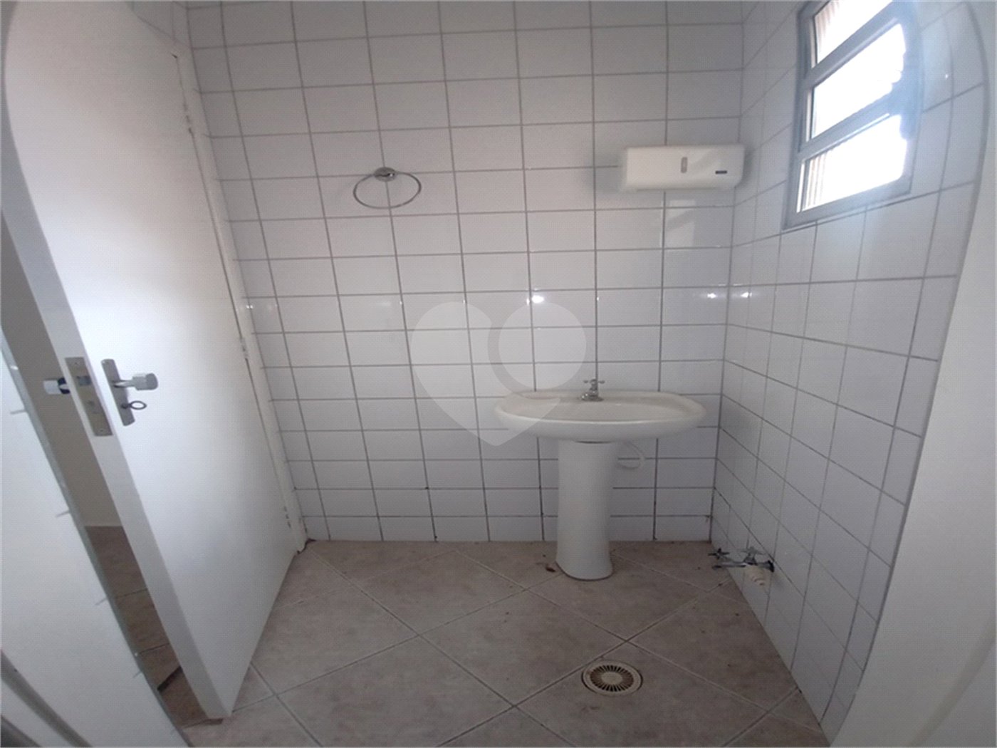 Prédio à venda com 2 quartos, sendo 1 suíte, em Jardim Brasil (zona Norte), São Paulo, SP