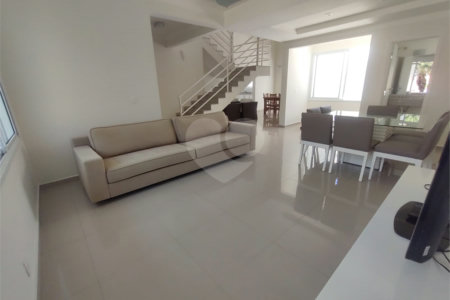 Casa à venda com 3 suítes no condomínio Villaggio Capriccio, Louveira - SP