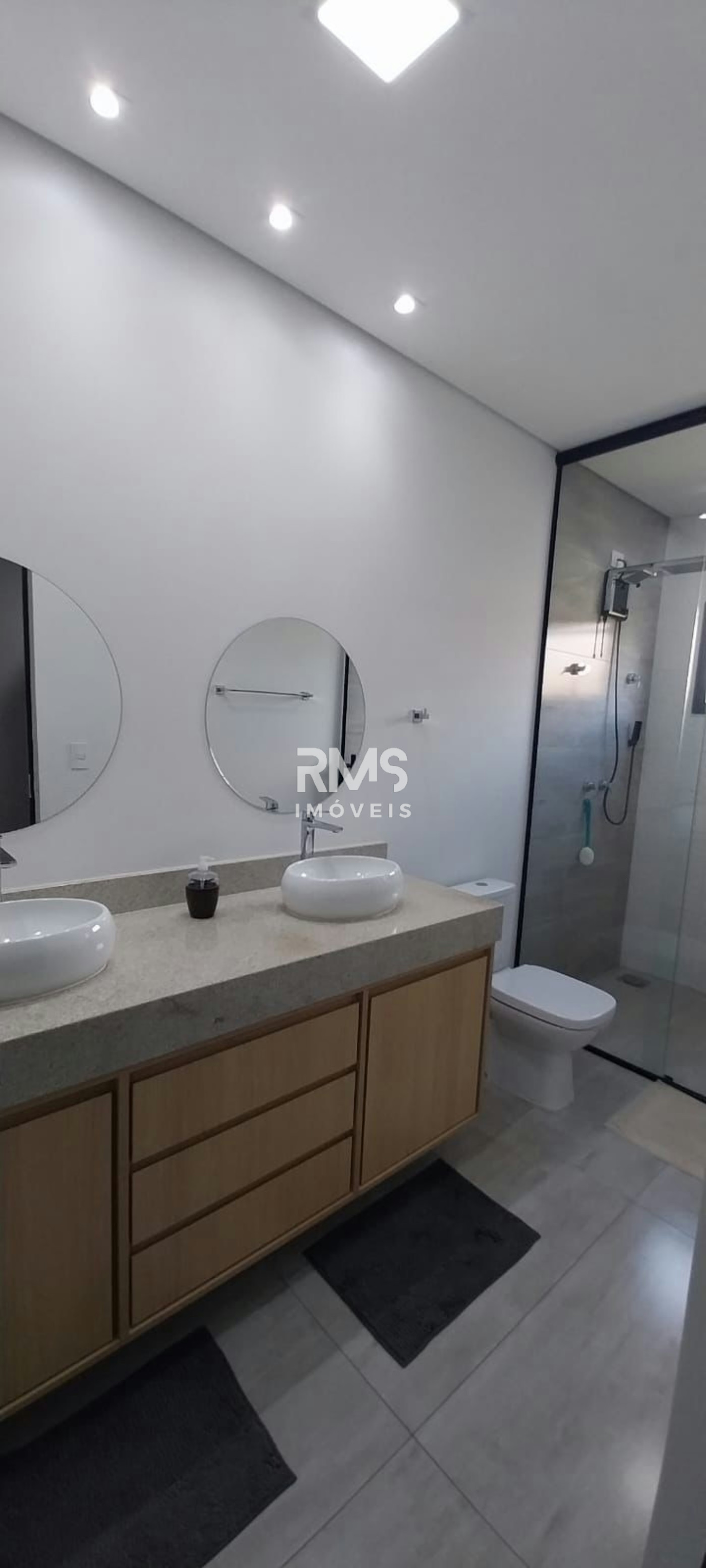 Casa à venda com 3 suítes no condomínio Residencial Saint Paul, Itu - SP