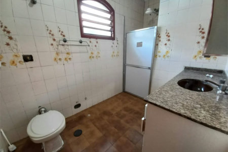 Casa à venda com 3 quartos, sendo 1 suíte, em Jardim das Vertentes, São Paulo, SP