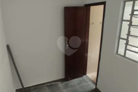 Sobrado à venda com 3 quartos, sendo 1 suíte, em Jardim Pinheiros, São Paulo, SP