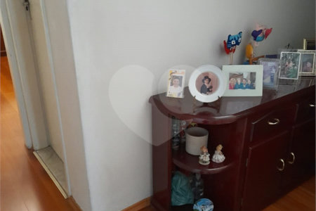 Sobrado à venda com 3 quartos, sendo 1 suíte, em Vila Isolina Mazzei, São Paulo, SP