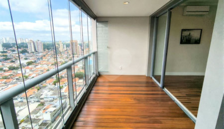 Apartamento à venda com 2 quartos, sendo 1 suíte, em Santo Amaro, São Paulo, SP