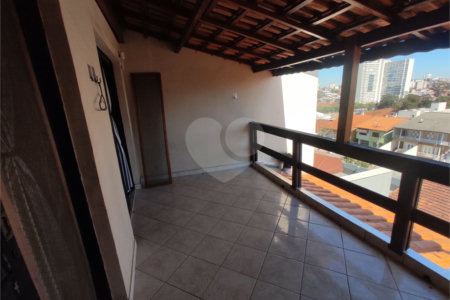 Casa à venda com 3 quartos, sendo 1 suíte,  em Jardim Santa Cecília, Guarulhos, SP