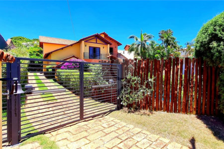 Casa à venda com 4 quartos, sendo 2 suítes, no condomínio Santo Antonio I, Itu - SP