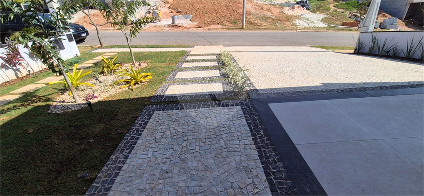 Casa à venda com 4 suítes no condomínio Portal San Giovanni, Itatiba - SP