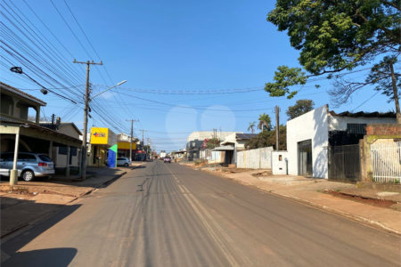 Salão à venda com 3 quartos, sendo 1 suíte, em Vila Áurea, Ponta Porã, MS