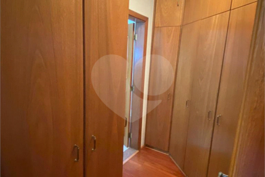 Apartamento à venda com 3 quartos, sendo 1 suíte, em Vila Clementino, São Paulo, SP