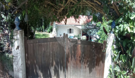 Casa Térrea à venda com 3 quartos, sendo 1 suíte,  em Serra da Cantareira, Mairiporã, SP