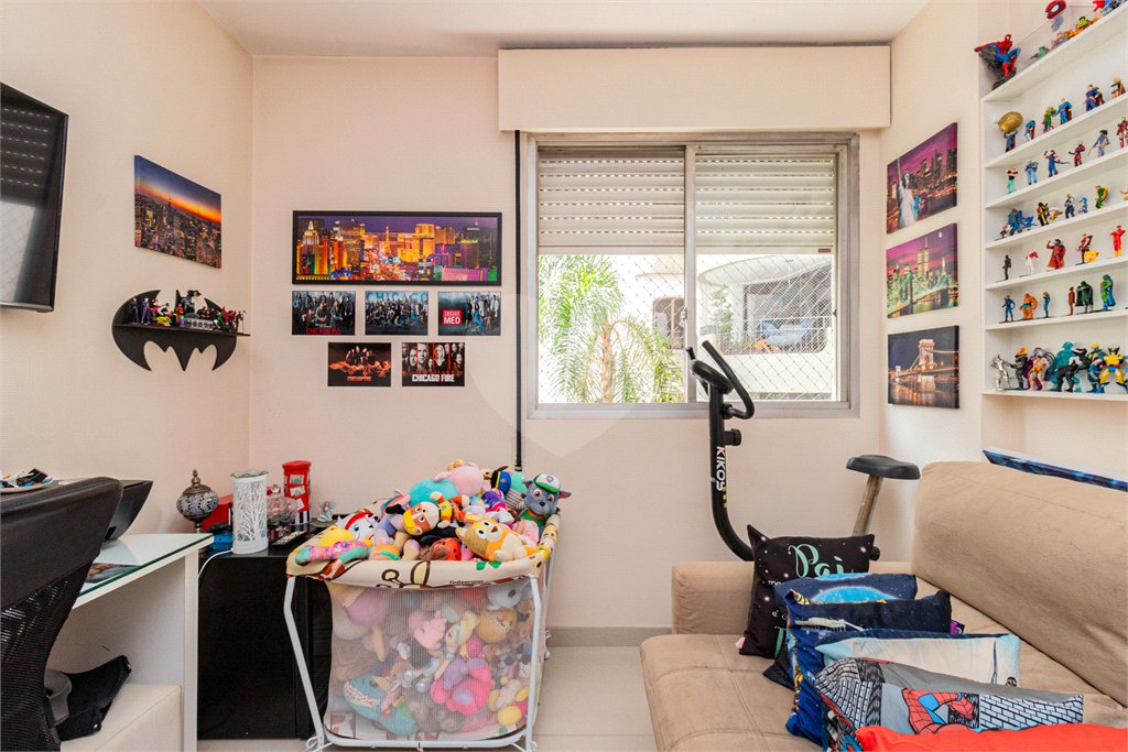 Apartamento à venda com 3 quartos, sendo 1 suíte, em Jardim Paulista, São Paulo, SP