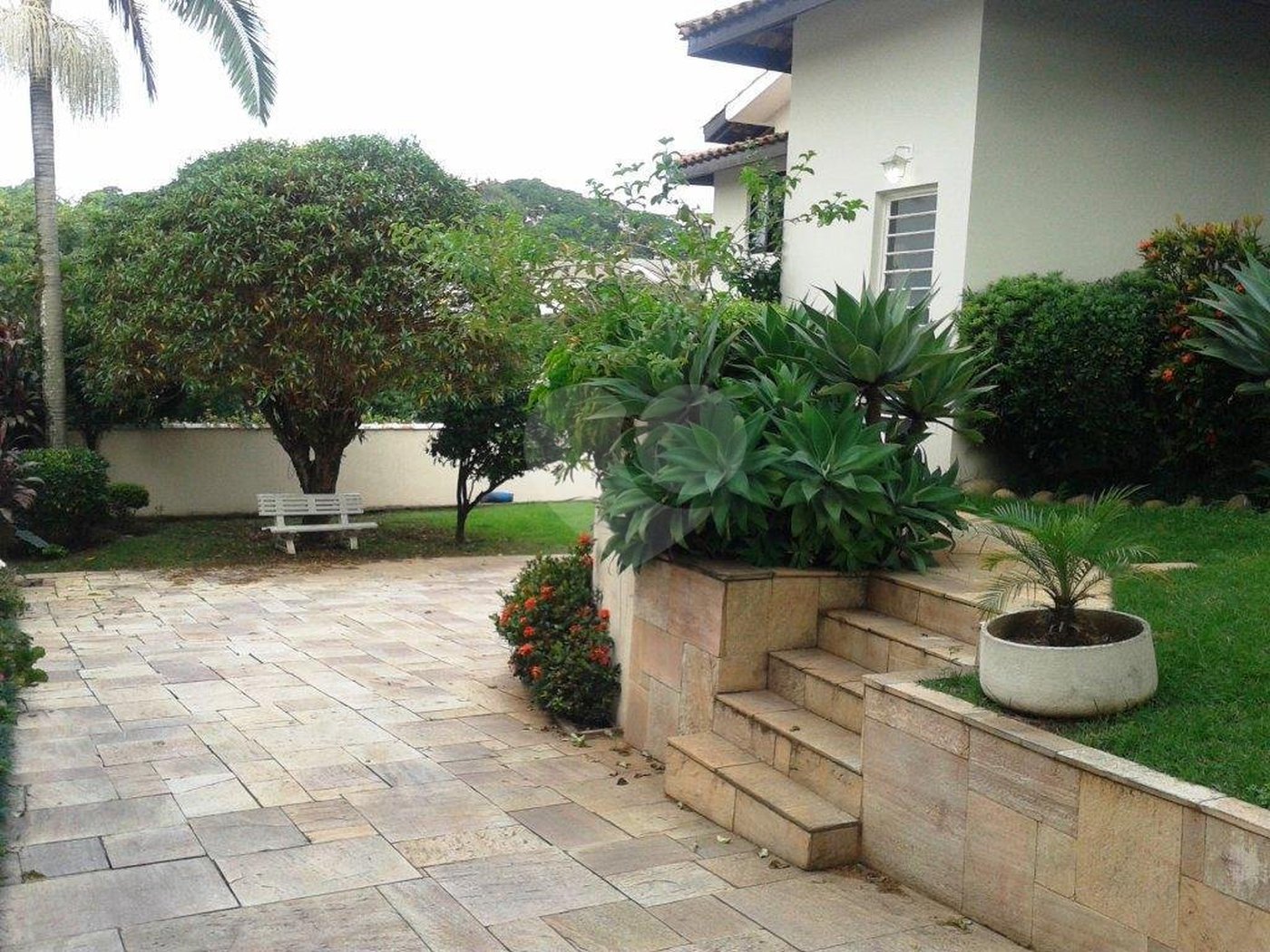 Casa Térrea à venda ou para alugar com 4 suítes em Jardim Floresta, São Paulo, SP