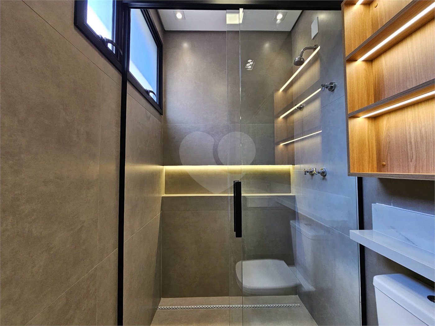 Casa à venda com 4 suítes no condomínio Residencial Terras de Siena, Ribeirão Preto - SP
