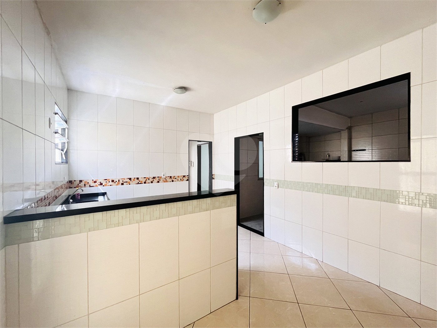Casa à venda com 3 quartos em Campo Grande, Rio de Janeiro, RJ