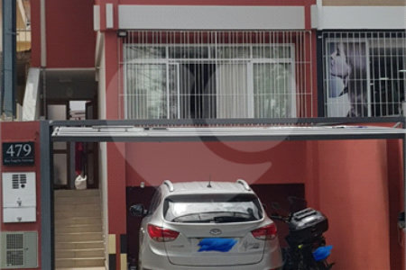 Sobrado à venda com 3 quartos, sendo 1 suíte, em Vila Alexandria, São Paulo, SP