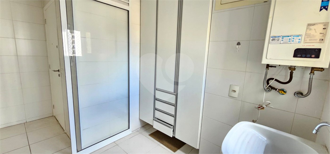 Apartamento à venda com 3 quartos, sendo 1 suíte, em Água Branca, São Paulo, SP