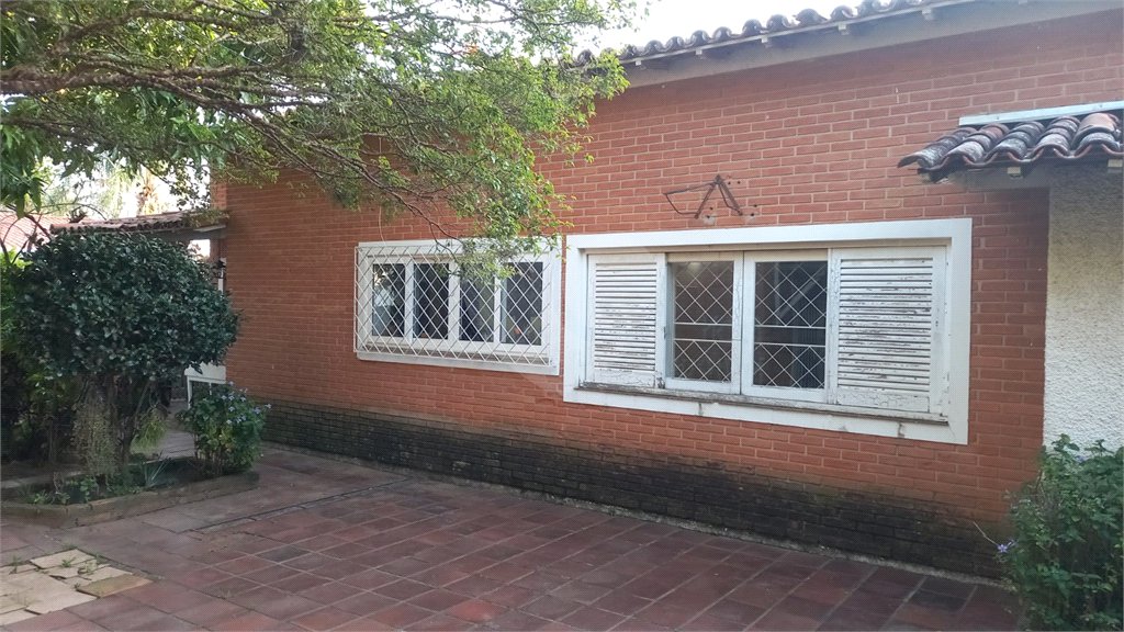 Casa à venda ou para alugar com 4 quartos, sendo 1 suíte, no Centro, Vinhedo, SP