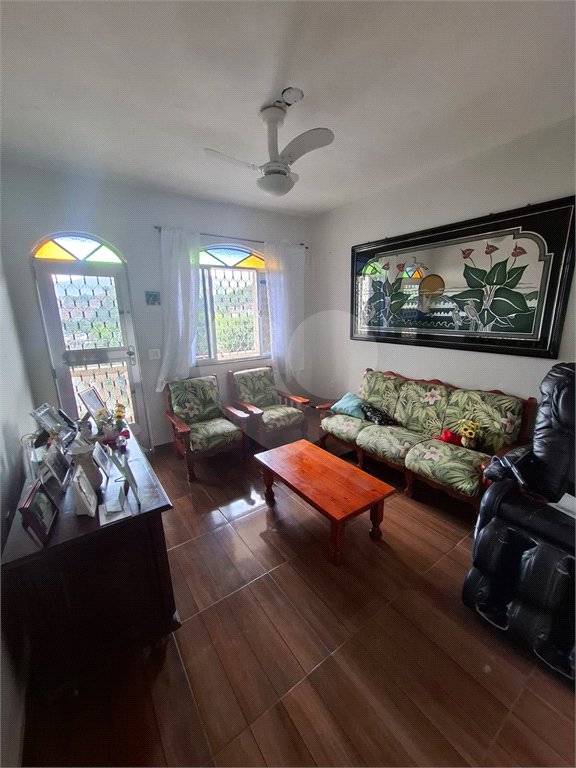 Casa à venda com 5 quartos em Santíssimo, Rio de Janeiro, RJ