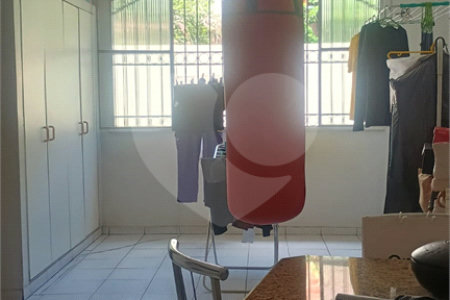 Casa à venda com 4 quartos em Santíssimo, Rio de Janeiro, RJ