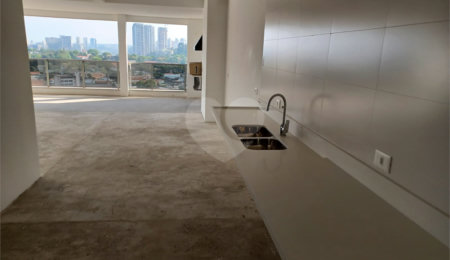Apartamento à venda com 4 suítes em Real Parque, São Paulo, SP