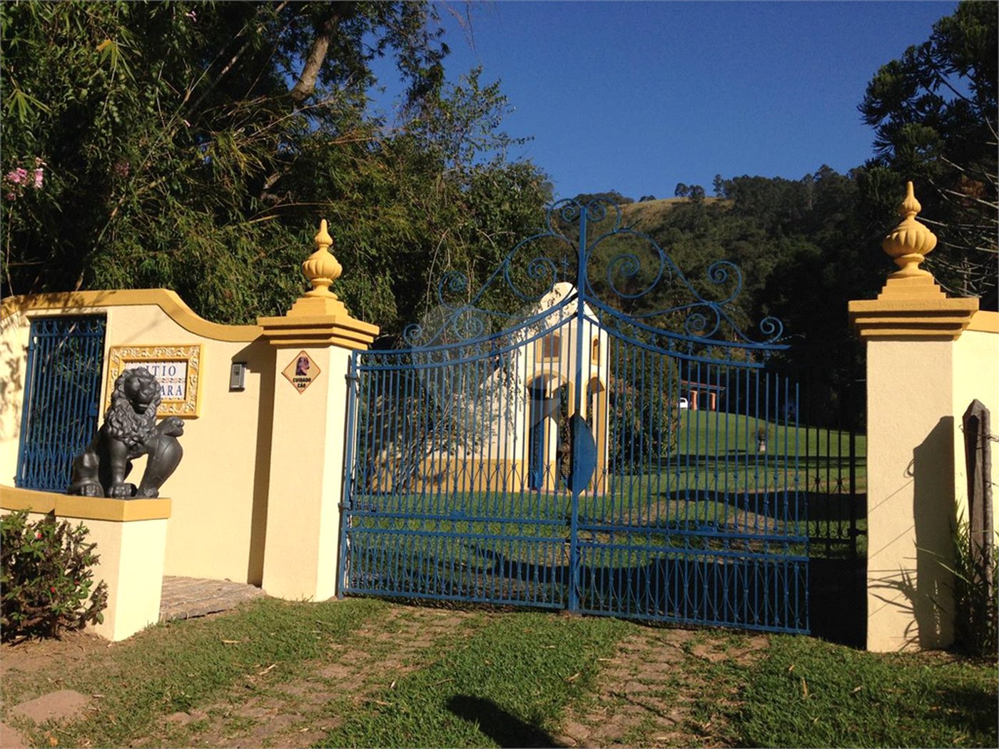 Sítio à venda com 4 quartos, sendo 1 suíte, no Centro, Piracaia, SP