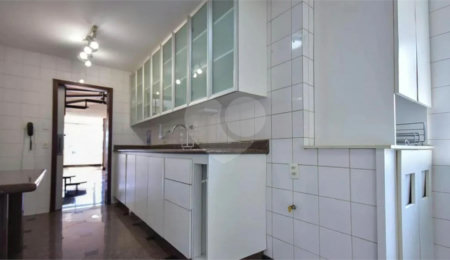 Cobertura à venda com 3 quartos, sendo 2 suítes,  em Paraíso do Morumbi, São Paulo, SP