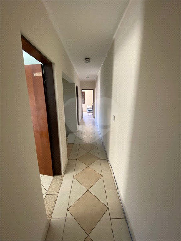 Sobrado à venda com 5 suítes em Jardim dos Ipês, Suzano, SP