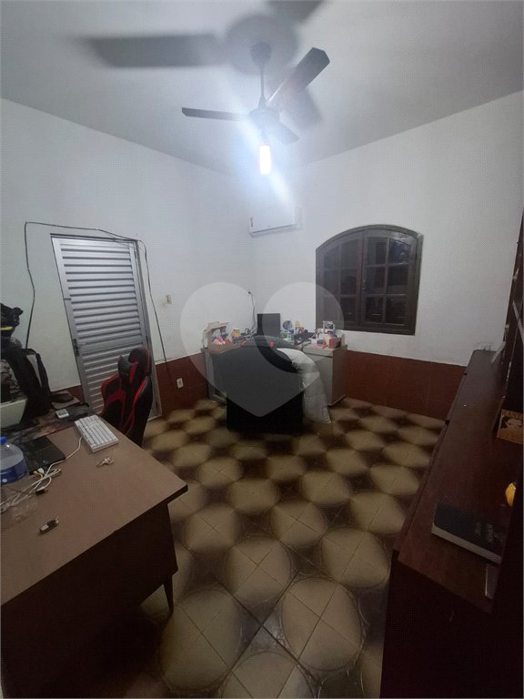 Casa à venda com 5 quartos, sendo 4 suítes, em Campo Grande, Rio de Janeiro, RJ