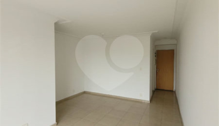 Apartamento à venda com 3 quartos, sendo 1 suíte,  em Vila Regente Feijó, São Paulo, SP