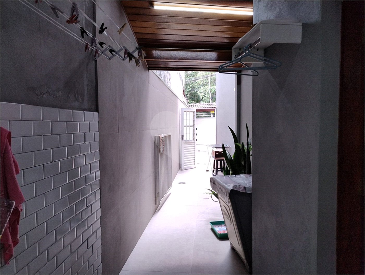 Casa à venda com 3 quartos, sendo 2 suítes, em Capela, Vinhedo, SP