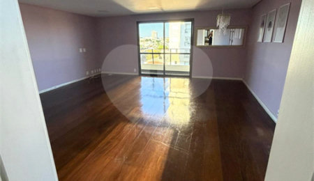 Apartamento à venda com 3 quartos, sendo 1 suíte, em Vila Guilherme, São Paulo, SP