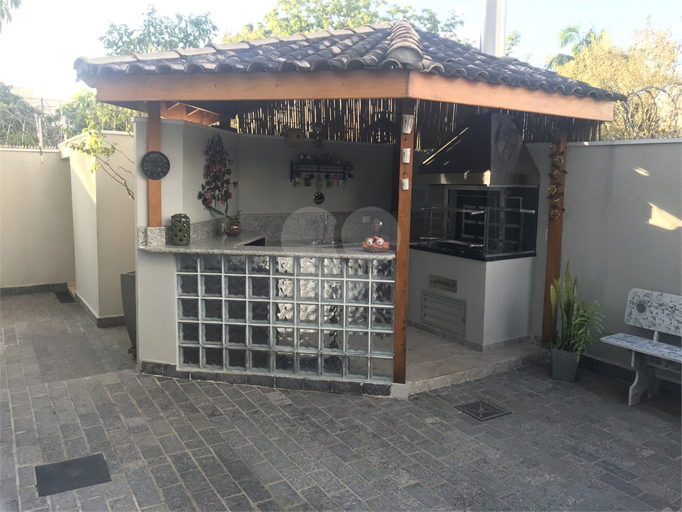 Sobrado à venda com 3 quartos, sendo 1 suíte, em Jardim Petrópolis, São Paulo, SP