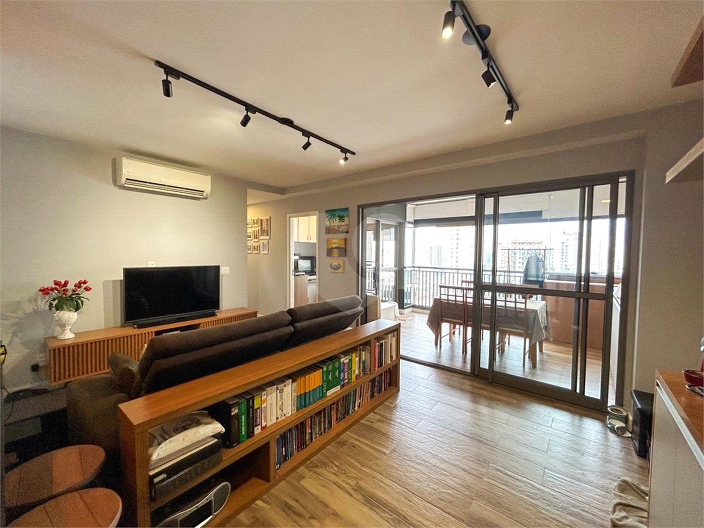 Apartamento à venda com 3 quartos, sendo 1 suíte, em Vila Guarani (z Sul), São Paulo, SP