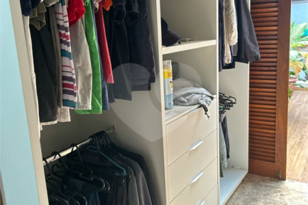 Casa à venda com 3 quartos, sendo 2 suítes, em Jardim de Cresci, São Carlos, SP