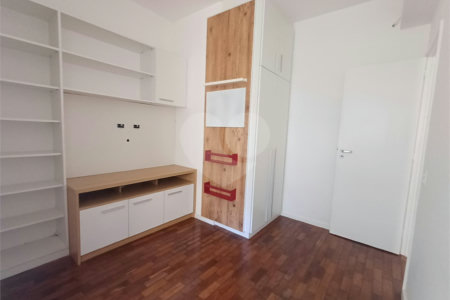 Apartamento à venda com 3 quartos, sendo 1 suíte,  em Lagoa, Rio de Janeiro, RJ