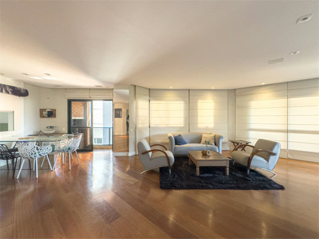 Apartamento à venda com 3 suítes em Vila Madalena, São Paulo, SP
