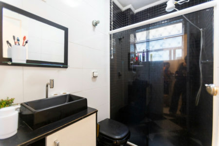 Apartamento com 2 dormitórios à venda, 65 m² por R$ 410.000,00 - Embaré - Santos/SP