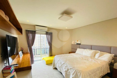 Apartamento à venda com 4 suítes em Santo Amaro, São Paulo, SP